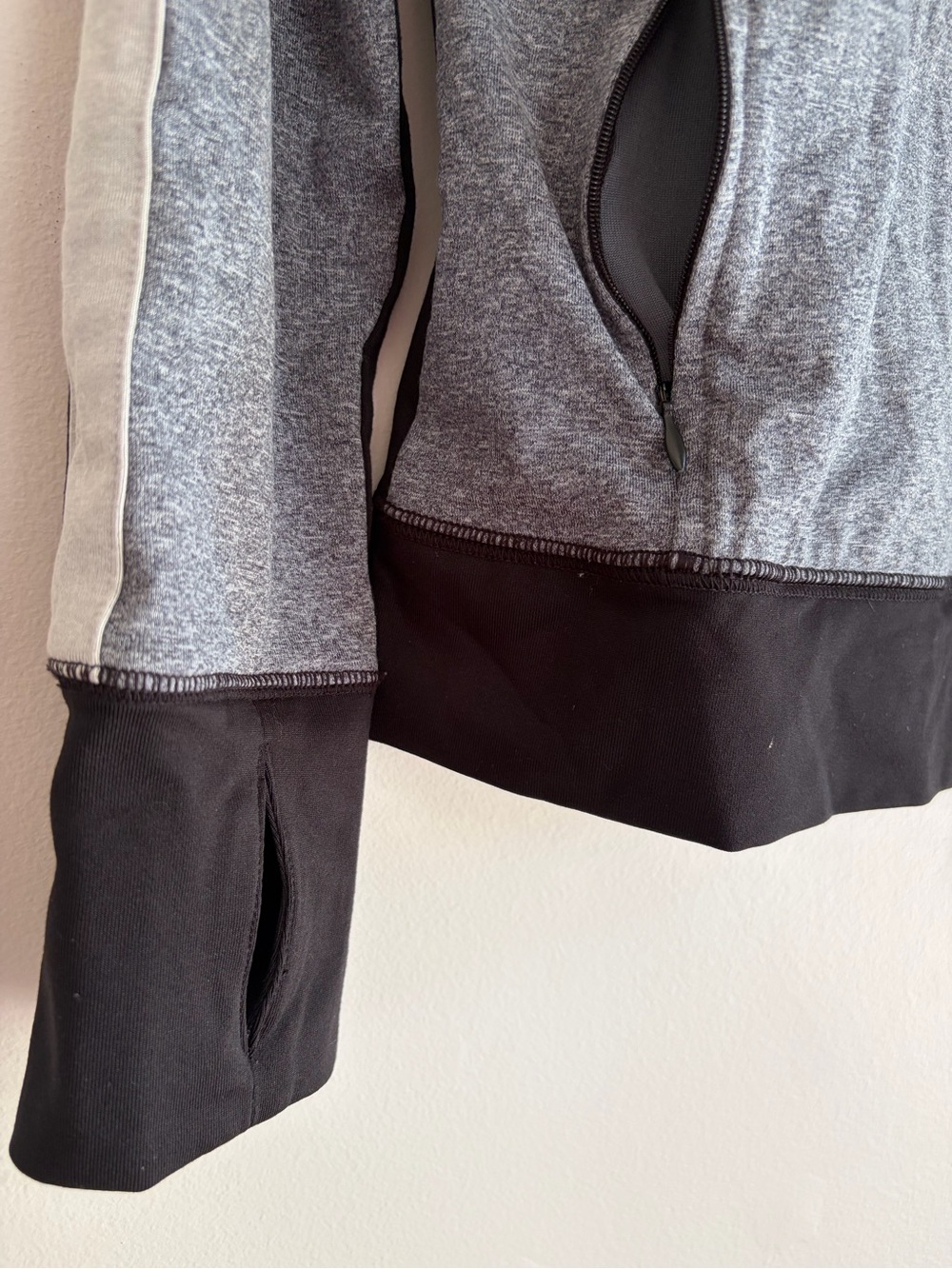 PINK Victoria's Secret Heather Gray Black Quarter Zip Shirt Size M - Picture 4 of 5